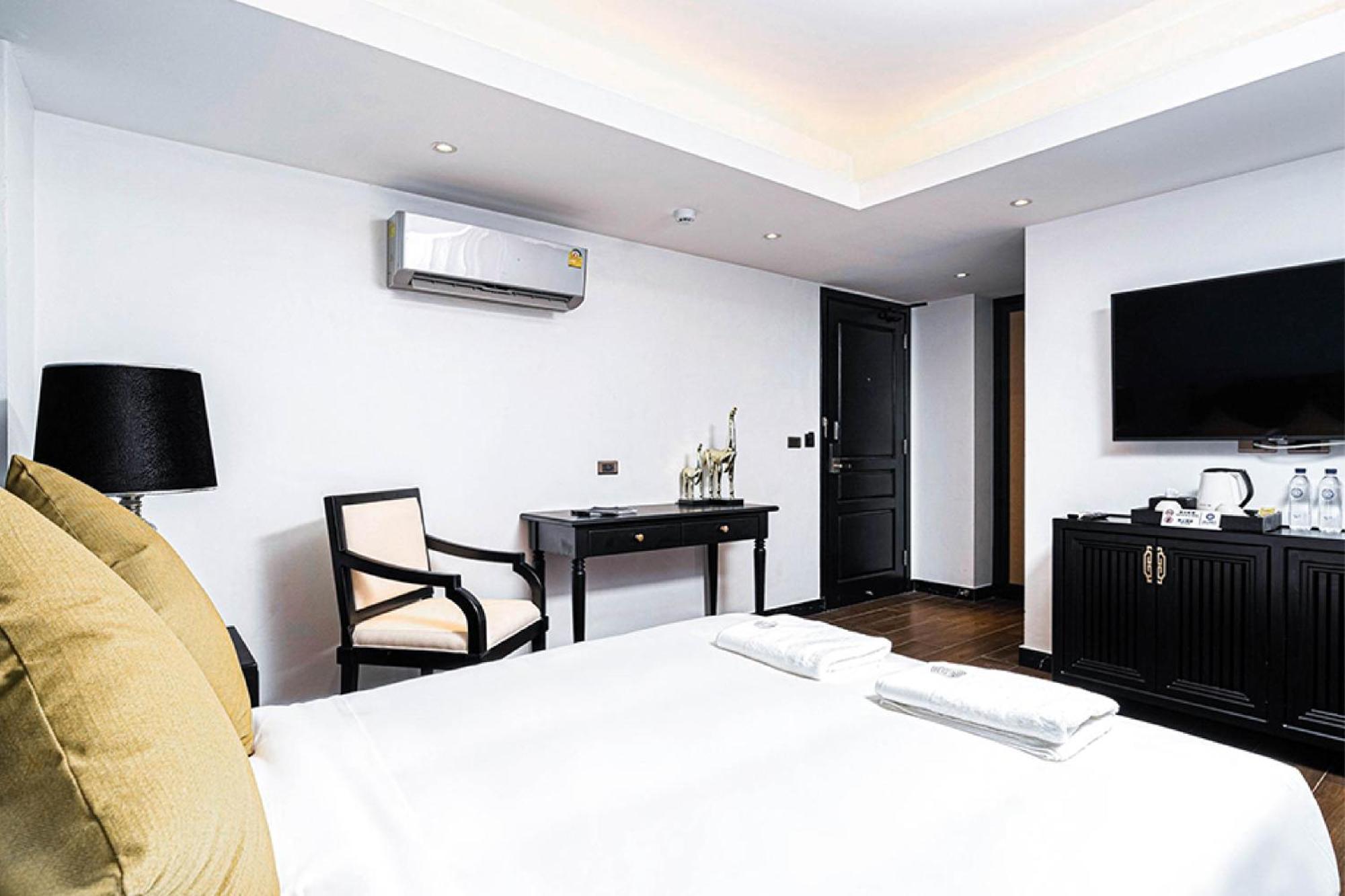 Glory Boutique Suites 清迈古城荣耀精品酒店 치앙마이 외부 사진