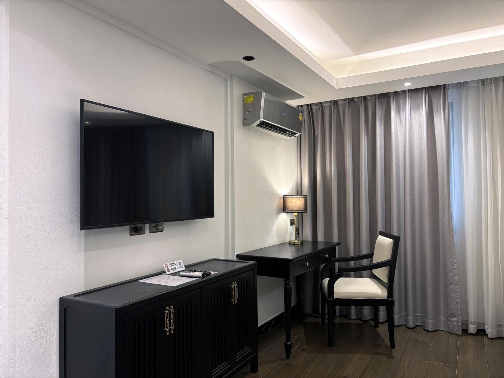 Glory Boutique Suites 清迈古城荣耀精品酒店 치앙마이 외부 사진